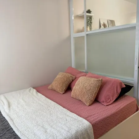 Cozy Stay Near Manila Airport Terminal